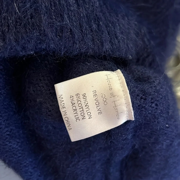 House of Harlow 1960 x REVOLVE Vaughn Eyelash Fuzzy Pullover Hoodie Deep Blue XS - Picture 10 of 11